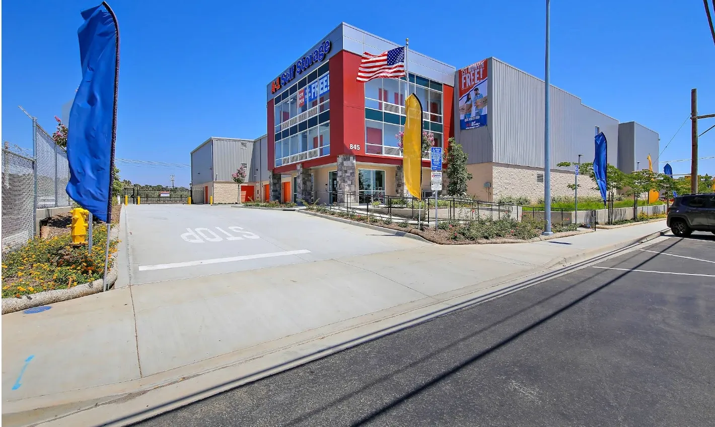 Facility driveway
